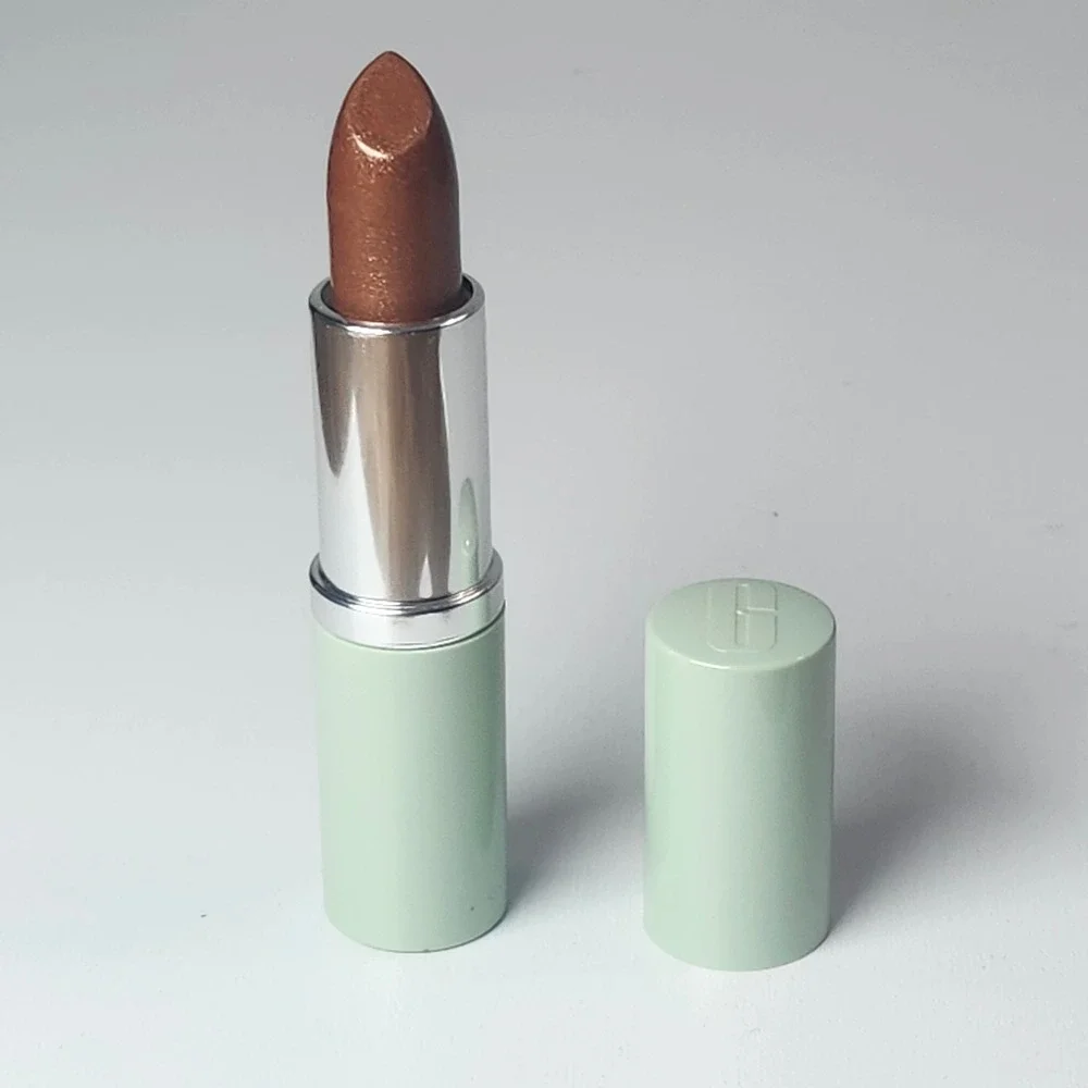 CLINIQUE Different Lipstick BRONZE LEAF Discontinued Rare (0.14oz/4g)